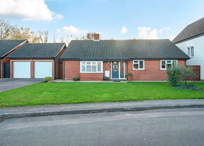 3 Bedroom Detached Bungalow For Sale In Winchfield, Great Gransden, SG19