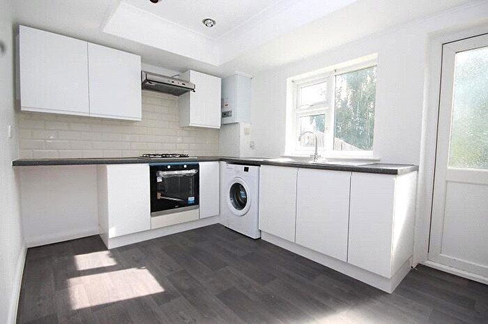 3 Bedroom Terraced House To Rent In Goldings Road, Loughton, IG10