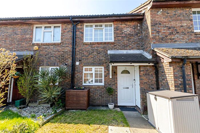 2 Bedroom Terraced House For Sale In Aldenham Drive, Hillingdon, UB8