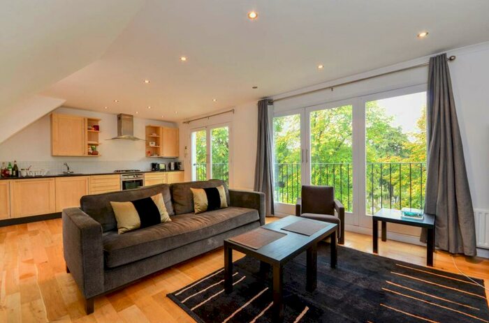 2 Bedroom Mews To Rent In Adrian Mews, Chelsea, London, SW10