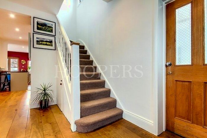 4 Bedroom Property To Rent In Dollis Hill Avenue, London, NW2