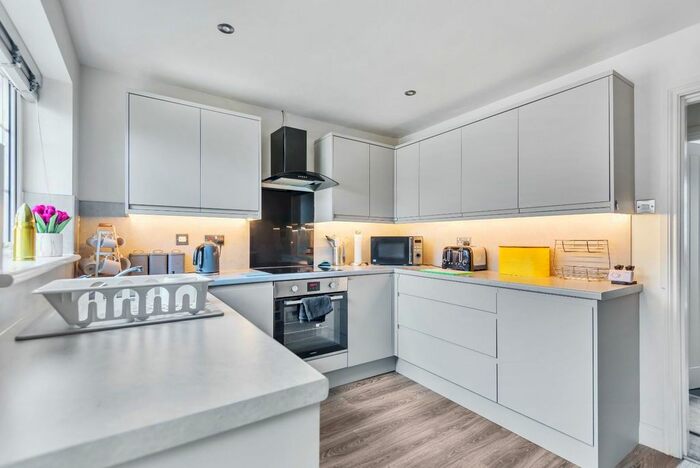 2 Bedroom Detached Bungalow For Sale In Prince Rupert Drive, Tockwith, York, YO26