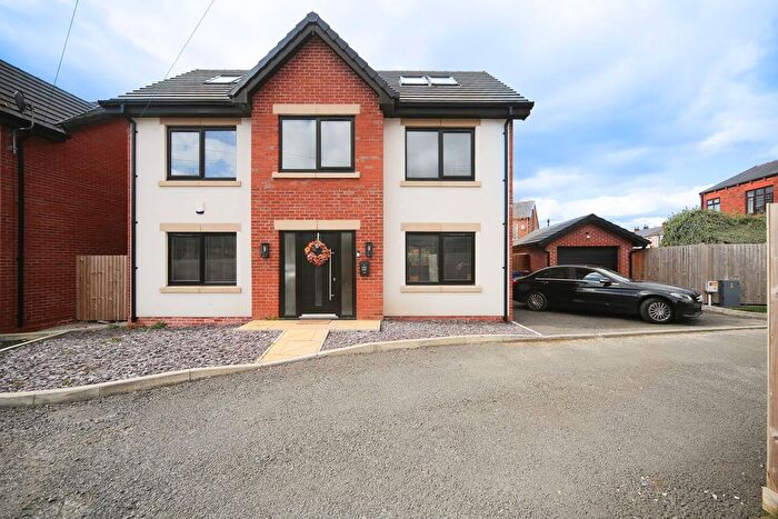 4 Bedroom Detached House For Sale In Atherton Road, Hindley, WN2