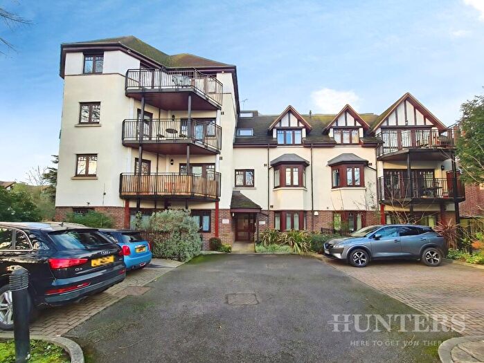 2 Bedroom Apartment For Sale In Copers Cope Road, Beckenham, BR3