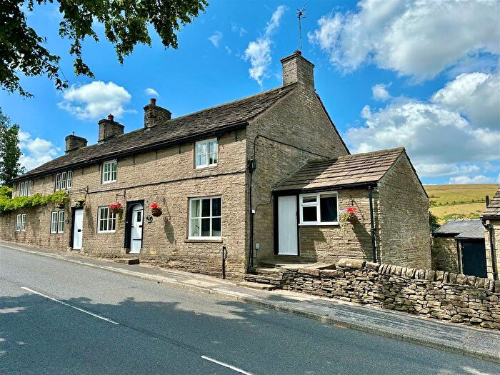 4 Bedroom Cottage For Sale In Macclesfield Road, Kettleshulme, High Peak, SK23