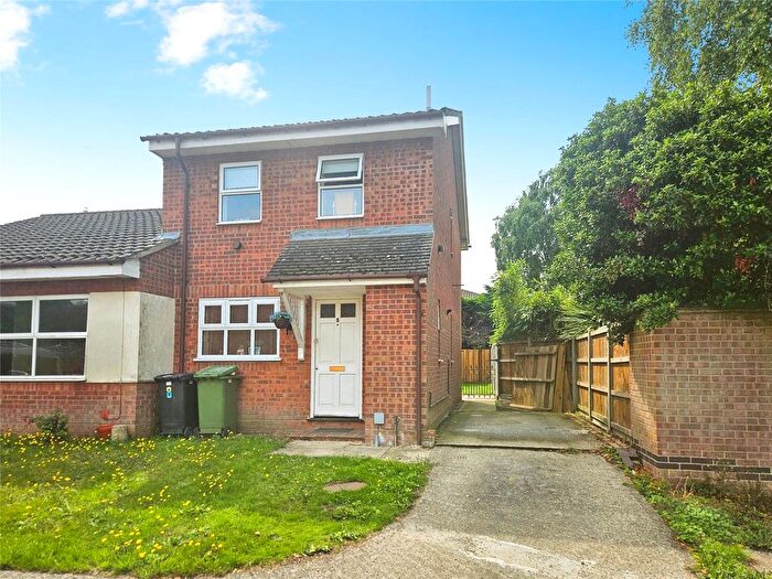 3 Bedroom Semi-Detached House For Sale In Bainards Close, Wymondham, NR18