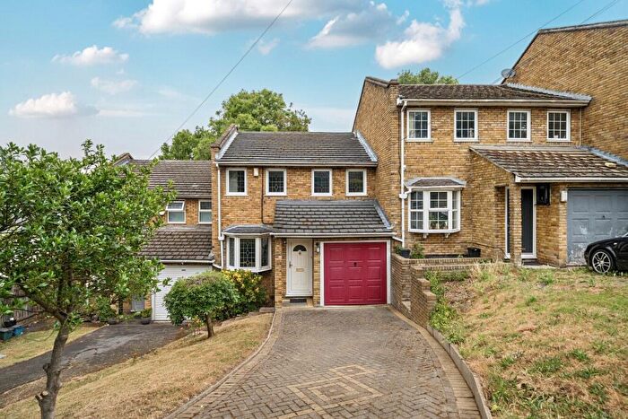 4 Bedroom Terraced House For Sale In Teesdale Gardens, Grange Hill, South Norwood, London, SE25