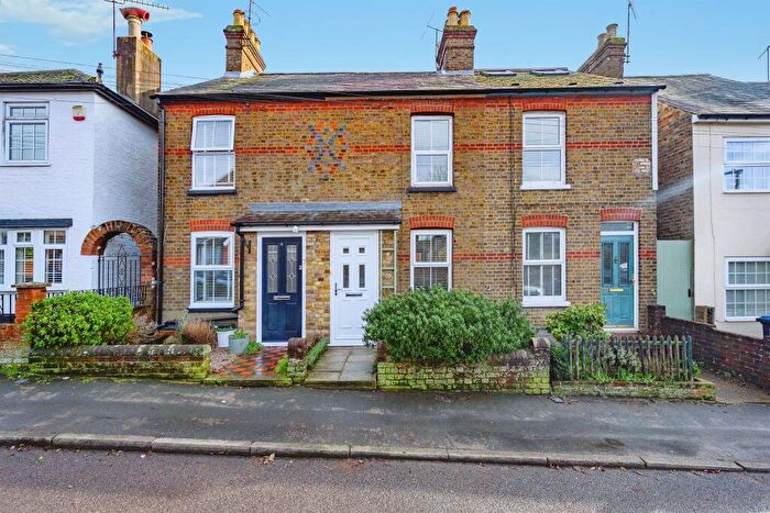 2 Bedroom Terraced House For Sale In Cowper Road, Hemel Hempstead, HP1