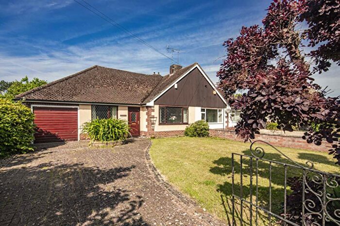 3 Bedroom House For Sale In Breageside, Goring On Thames, RG8