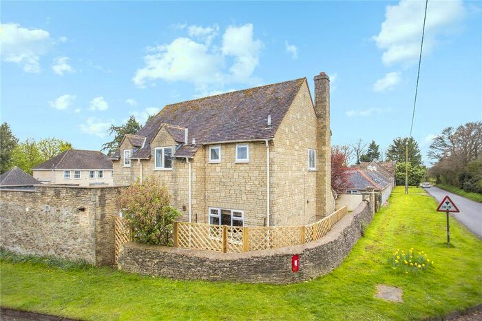 4 Bedroom Detached House For Sale In Coates, Cirencester, Gloucestershire, GL7