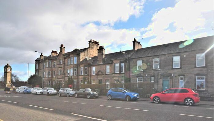 1 Bedroom Flat To Rent In Union Street, Stirling, Stirlingshire, FK8