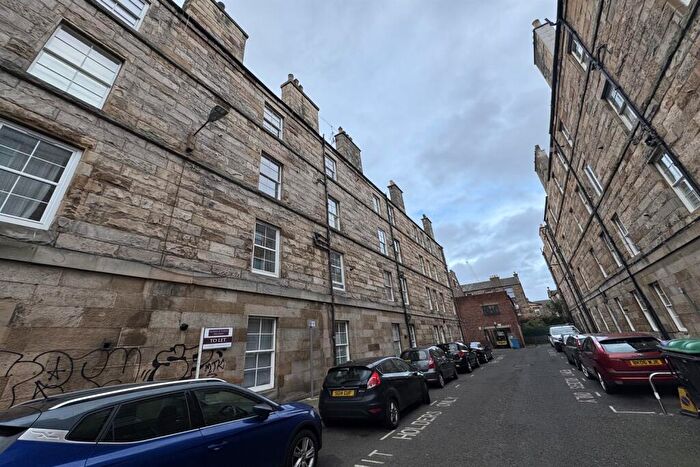 1 Bedroom Flat To Rent In Lorne Place, Edinburgh, EH6