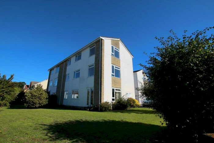 2 Bedroom Apartment To Rent In New Church Road, Weston-super-Mare, BS23