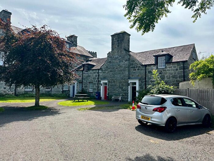 1 Bedroom Flat For Sale In Flat, Golden Lion, Dolgellau, LL40