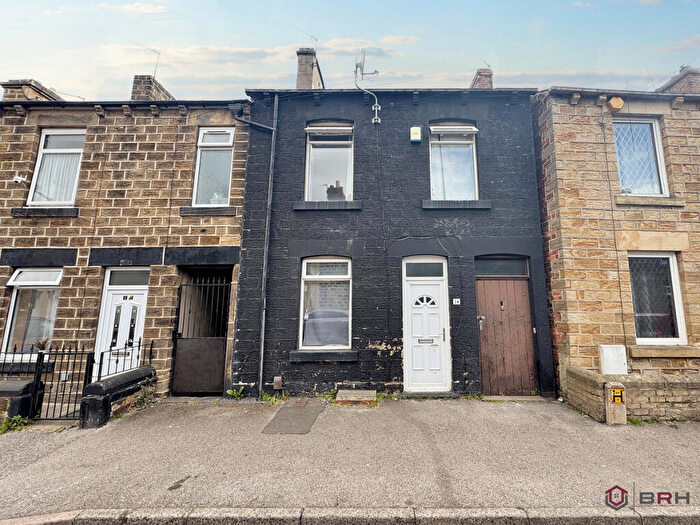 4 Bedroom House Of Multiple Occupation For Sale In Princess Street, Barnsley, S70