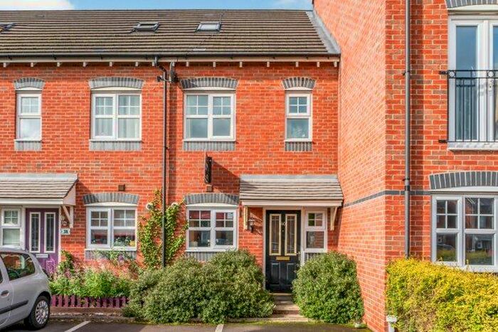 3 Bedroom Town House To Rent In Calgarth Avenue, Warrington, WA5