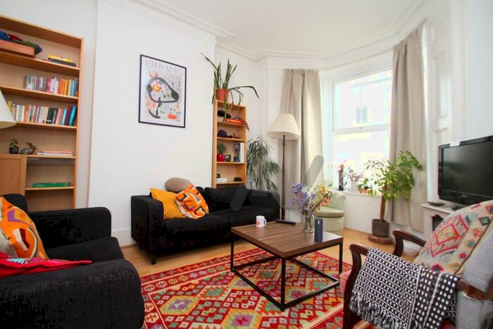 4 Bedroom Terraced House To Rent In Charteris Road, London, N4