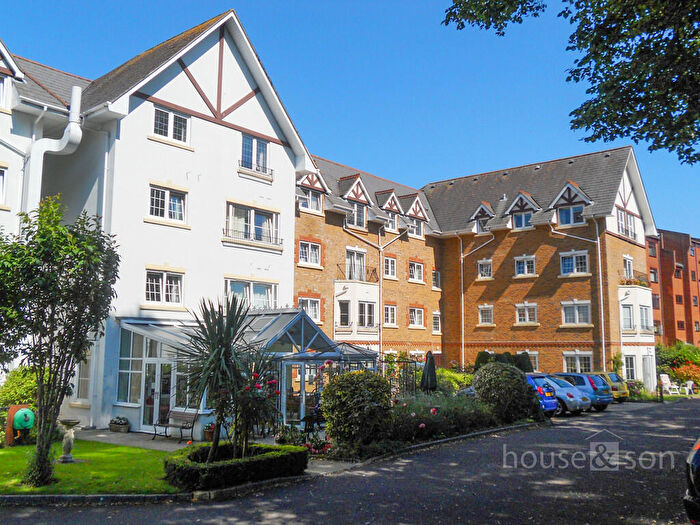 3 Bedroom Apartment For Sale In Pegasus Court, Lansdowne Road, Bournemouth, BH1