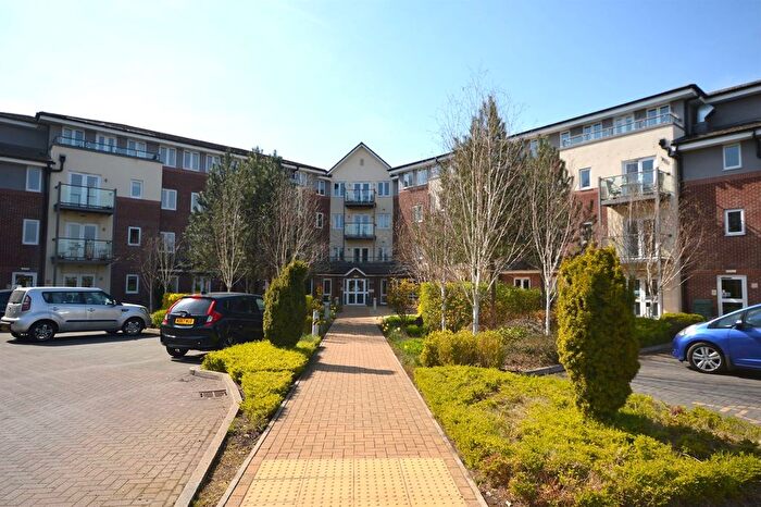 2 Bedroom Flat For Sale In Nelstrop Road, Adlington House, SK4