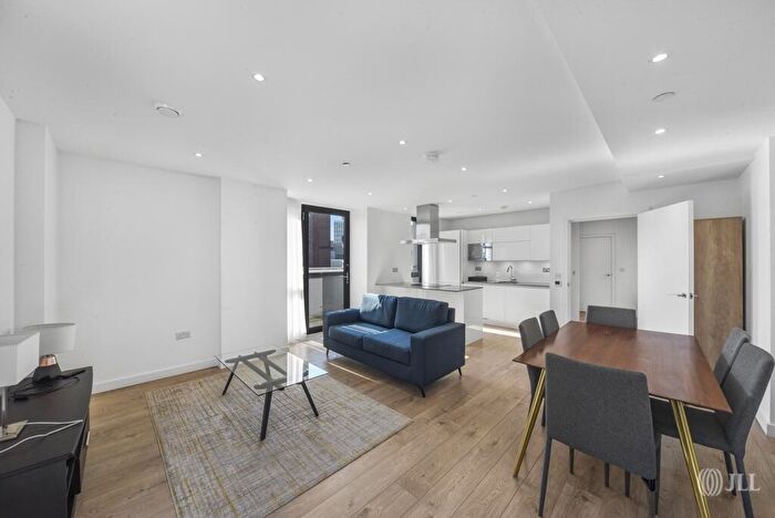 3 Bedroom Flat For Sale In Langham House, Forrester Way, London, E15