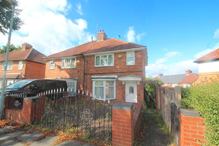 3 Bedroom Semi-Detached House For Sale In Debenham Crescent, Birmingham, B25