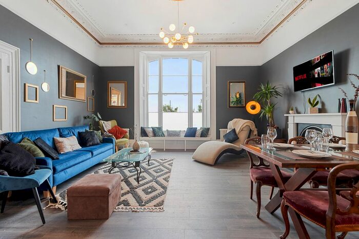 2 Bedroom Flat To Rent In Flat, Sea Breeze, Powderham Terrace, Teignmouth, Devon, TQ14