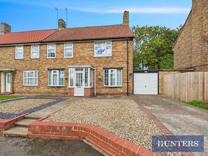 3 Bedroom Semi-Detached House For Sale In Kent Square, Bridlington, YO16