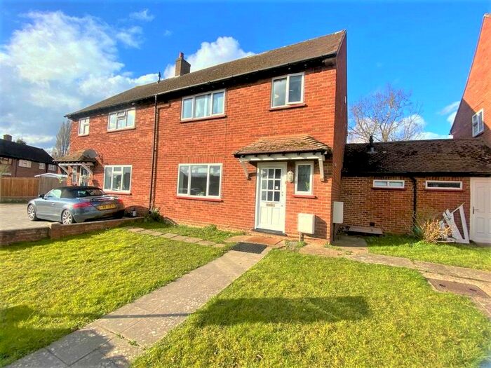 6 Bedroom Semi-Detached House To Rent In Cobbett Road, Guildford, Surrey, GU2