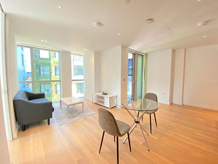 1 Bedroom Flat To Rent In City Road, London, EC1V