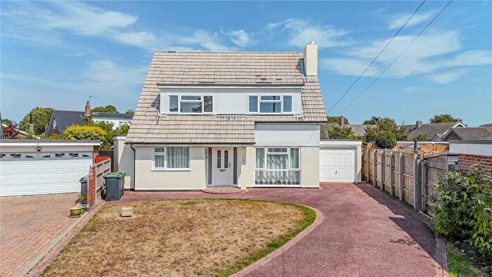 4 Bedroom Detached House For Sale In Winsford Close, Highcliffe, Christchurch, Dorset, BH23