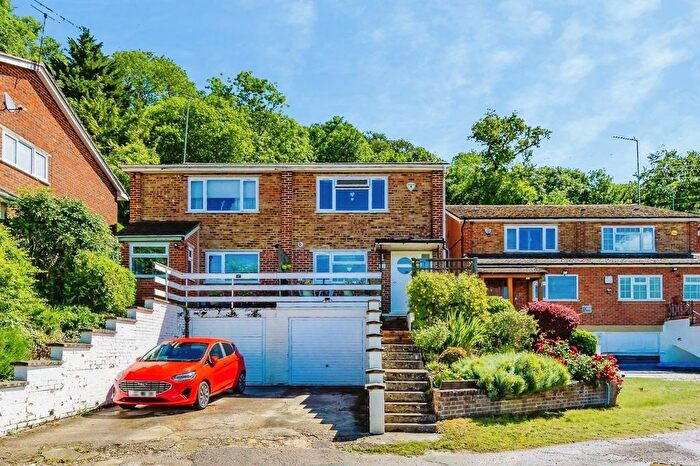 3 Bedroom Semi-Detached House For Sale In Sunningvale Avenue, Biggin Hill, Westerham, TN16