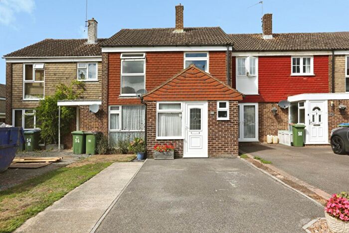 3 Bedroom Terraced House For Sale In Corsletts Avenue, Broadbridge Heath, Horsham, RH12