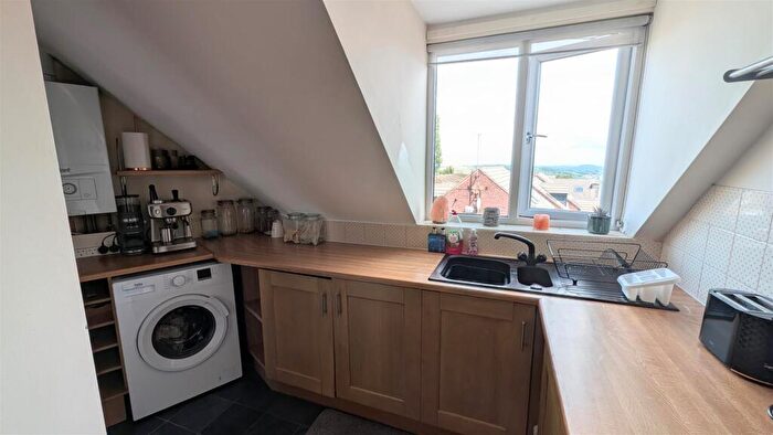 2 Bedroom Apartment To Rent In Ainsley Road, Crookes, Sheffield, S10