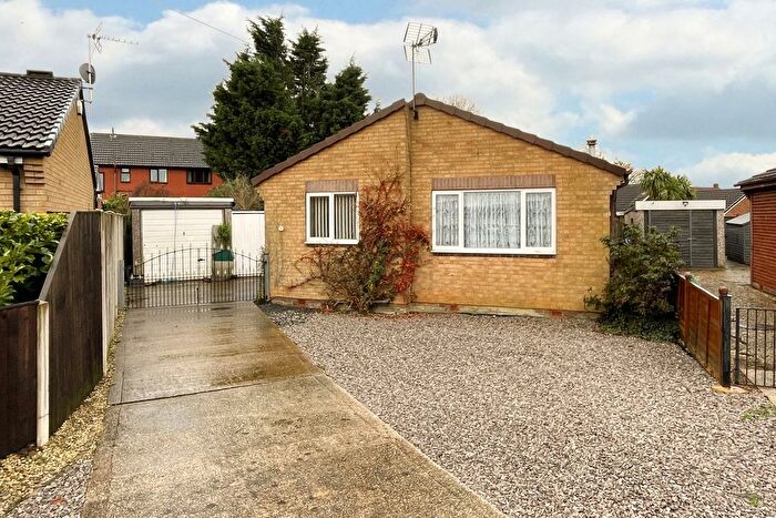 3 Bedroom Detached Bungalow For Sale In Lindrick Drive, Armthorpe, Doncaster, DN3