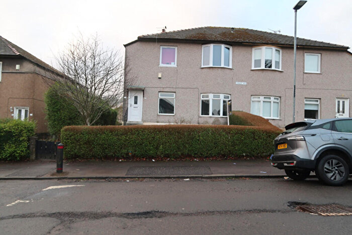 2 Bedroom Flat To Rent In Angus Ave, Cardonald, G52