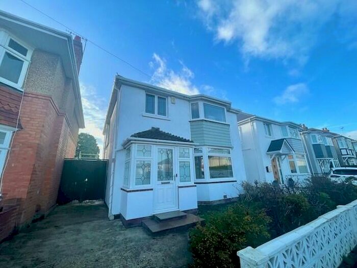 3 Bedroom House To Rent In Ashton Road, BH9