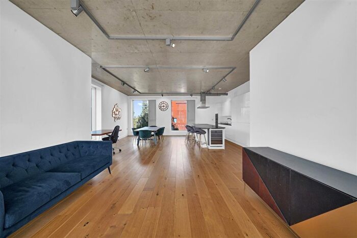 2 Bedroom Flat To Rent In Whitmore Road, Hoxton, N1