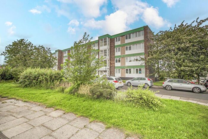1 Bedroom Apartment To Rent In Haydon Close, Red House Farm, Gosforth, NE3