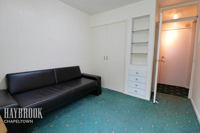 2 Bedroom Flat For Sale In Crabtree Road, Sheffield, S5