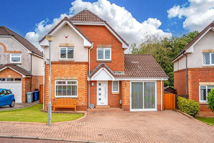 4 Bedroom Detached House For Sale In Caledonia Gardens, Carluke, ML8