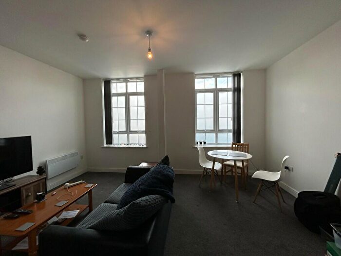 3 Bedroom Duplex To Rent In Westbridge House, Holland Street, Nottingham, Nottingham City, NG7