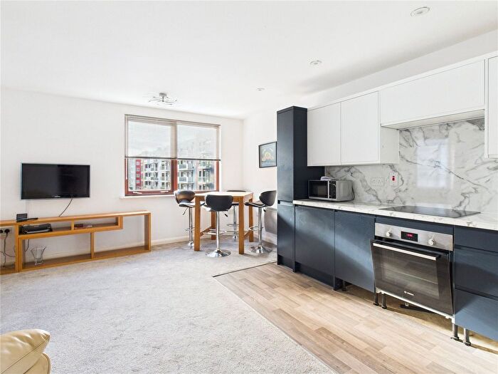 2 Bedroom Flat To Rent In St Davids Mews, Bristol, BS1