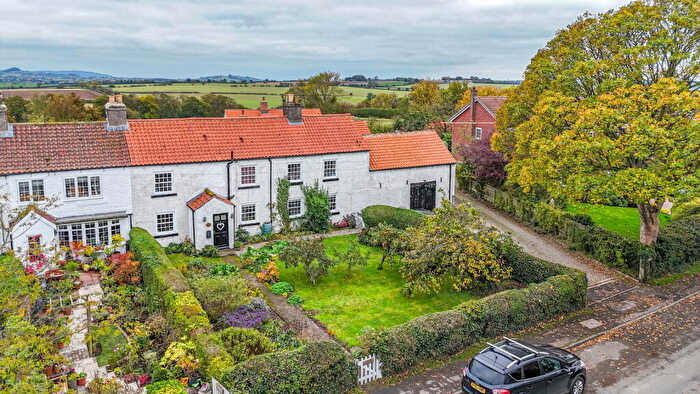 4 Bedroom End Of Terrace House For Sale In East Harlsey, Northallerton, DL6