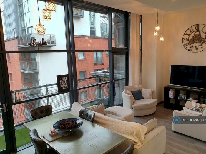 2 Bedroom Flat To Rent In Aytoun Street, Manchester, M1