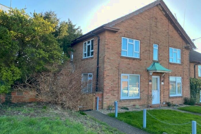 2 Bedroom Flat To Rent In Hangleton Way, Hove BN3