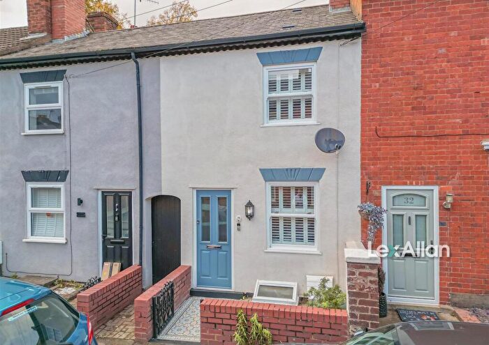 2 Bedroom Terraced House For Sale In Hill Street, Stourbridge, DY8