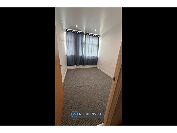 2 Bedroom Flat To Rent In Pudding Lane, Maidstone, ME14