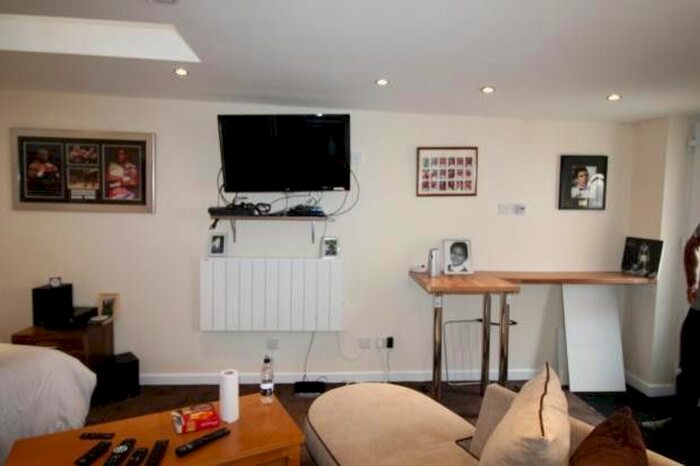 1 Bedroom Flat To Rent In Barnsley Road, Sheffield, South Yorkshire S4