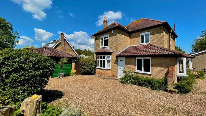 4 Bedroom Detached House For Sale In Silver Street, Branston, Lincoln, LN4