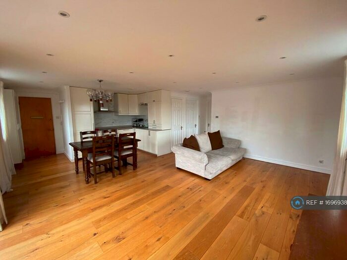 2 Bedroom Flat To Rent In Scotia Building, London, E1W